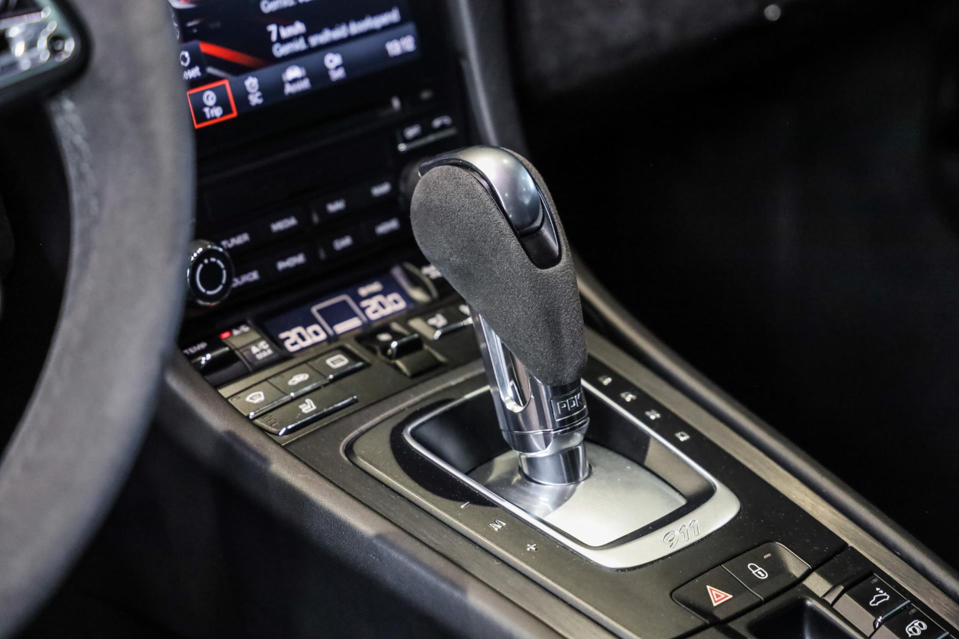 47120133-24.jpg